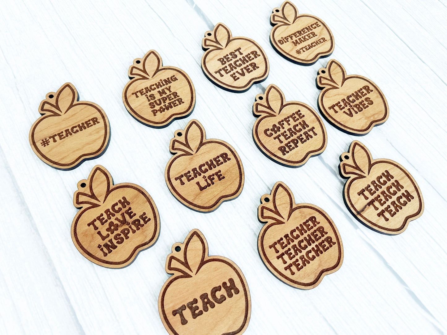 Wood Keychain - Teacher Appreciation Apple Keychain - Teacher Gift, Teacher Keychain, Wooden Keychain, Appreciation Gift, Engraved Keychain