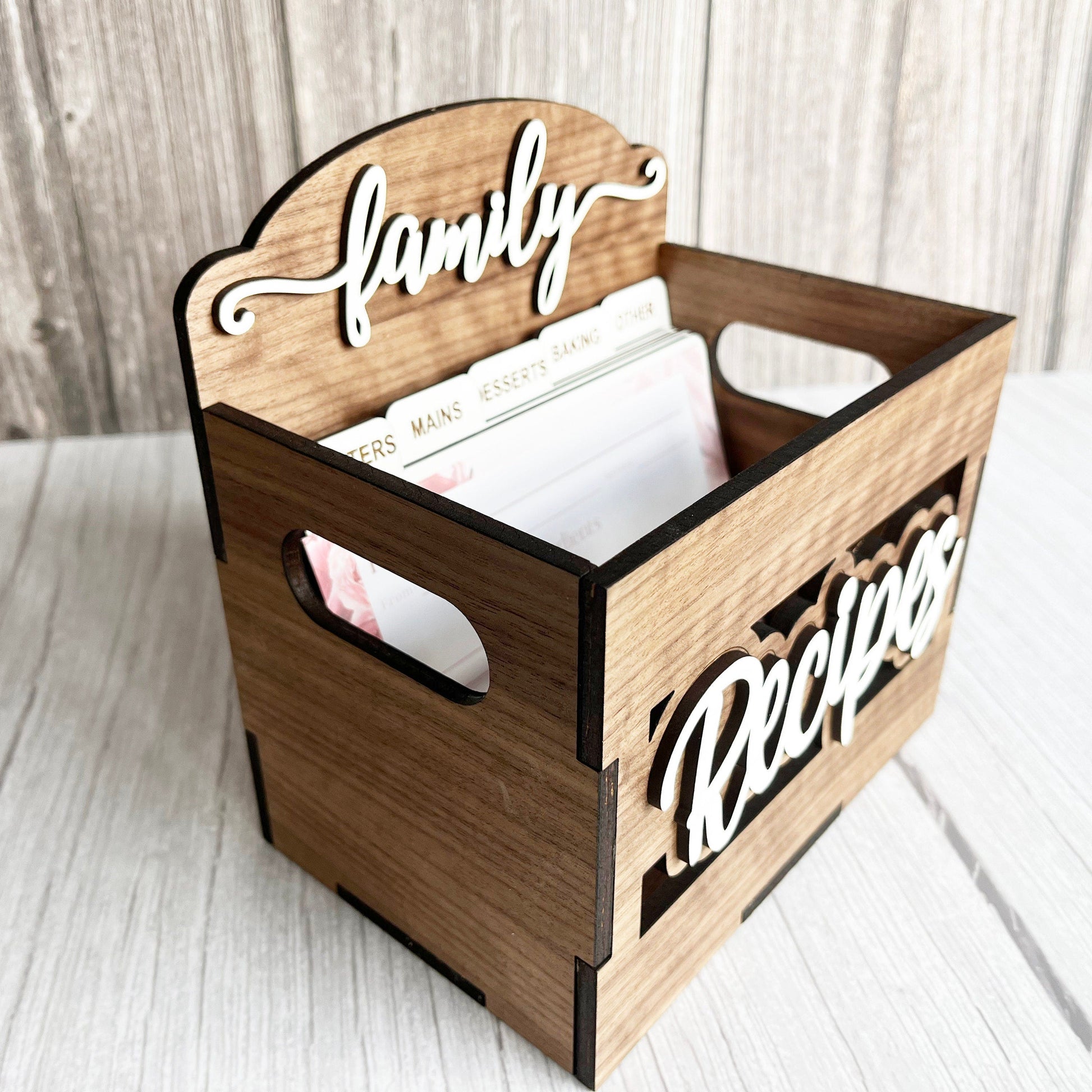 Wooden Recipe Box - Family Recipe Box, 4 x 6 Recipe Box, Wood Recipe Box with Dividers, Kitchen Decor, Home Decor, Wedding, Bridal Shower