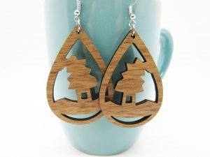 teardrop-witch-hat-wood-earrings