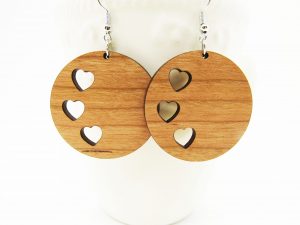 circle-three-hearts-earrings