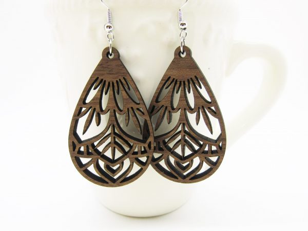 mandala-teardrop-branch-leaf-earrings